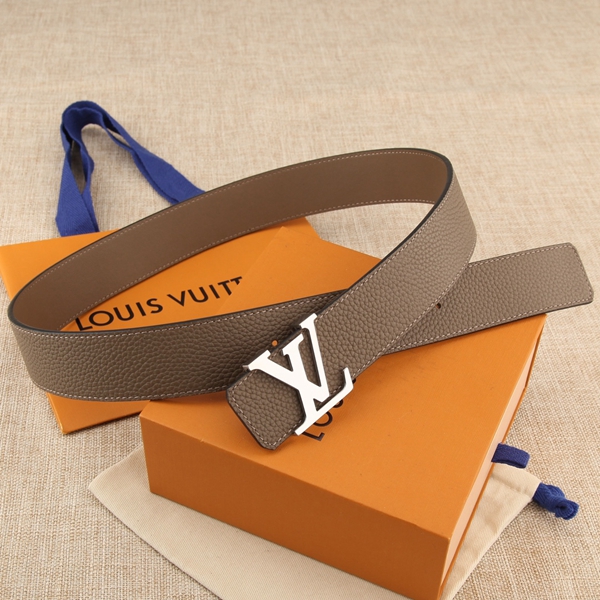 激安ルイヴィトンベルト背面デザイン